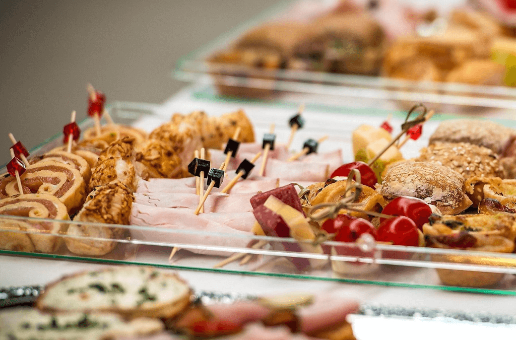 Last-Minute Catering Services in Rockland – What to Know